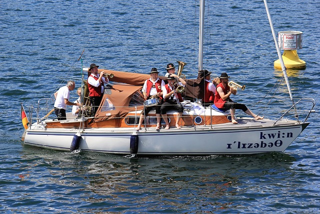 才让他们在 才让他们在